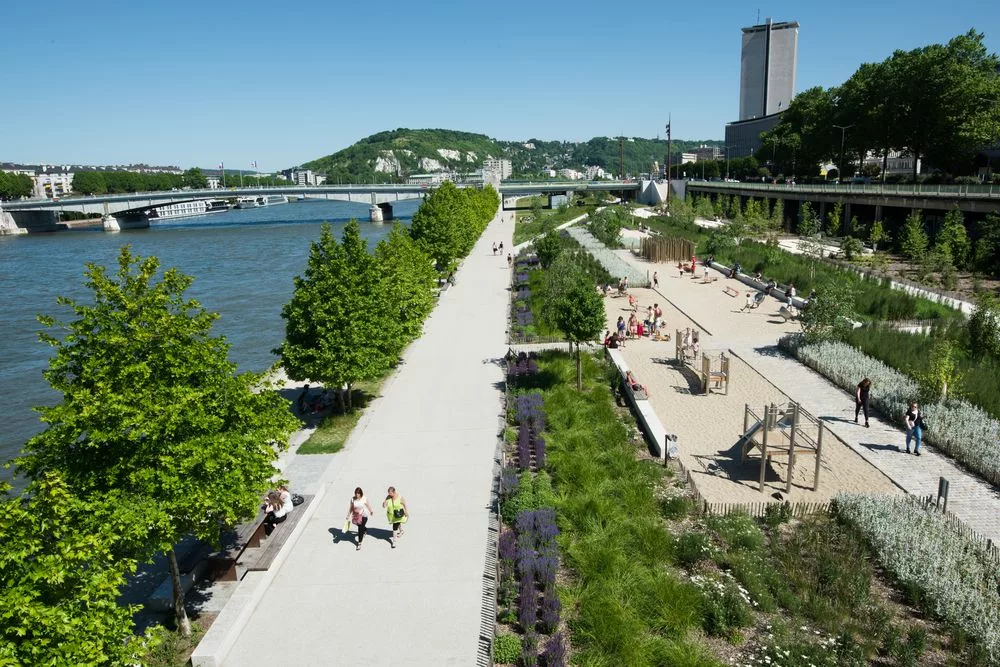 Quai de Rouen Rive Gauche après restauration